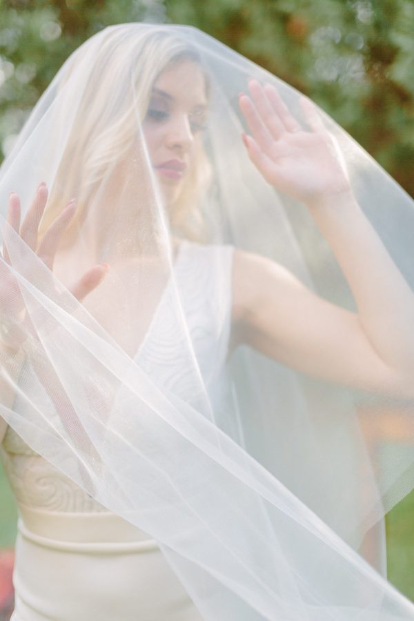 THE COLOURS OF CHRISTMAS - WEDDING STYLED SHOOT