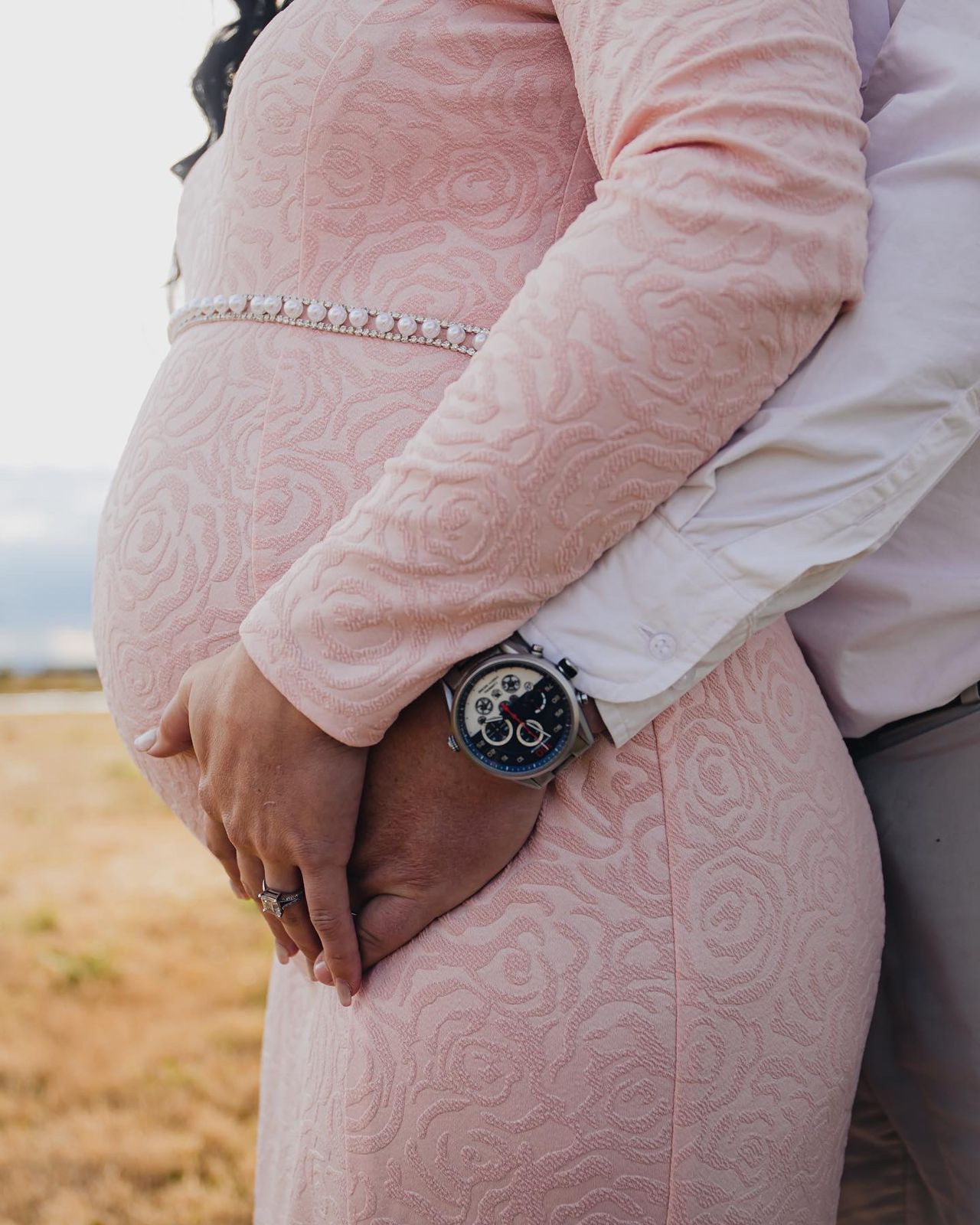 Pastel pink maternity dress - Image 2